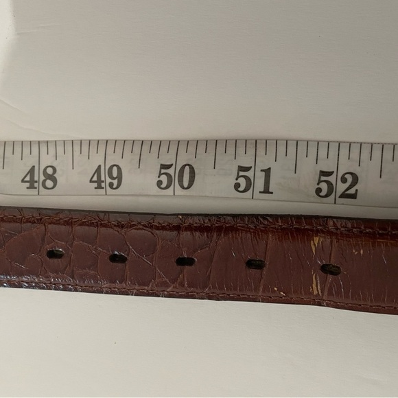 Mens Leather Belt Brown Size 50’ Top Grain Croc Print Solid Brass Hardware EUC - Picture 2 of 8
